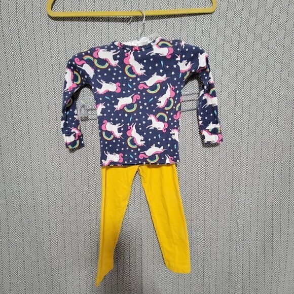 Outfit Carter's Matching Pajamas Set Flying Rainbow Unicorn 3T - Picture 1 of 11